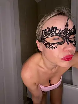 Czat XXX na żywo – Elle_Milfa