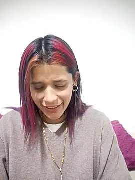 Chatroom XXX en direct de Lya_Ross19