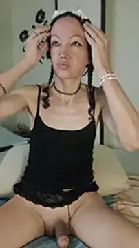 Tselka Live XXX-Chat