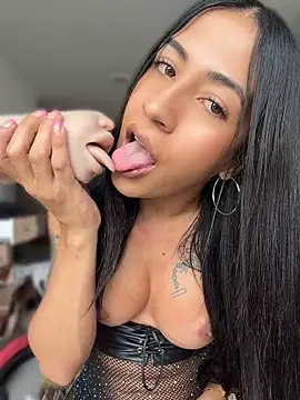 Pretty7Odette – Naživo XXX chat
