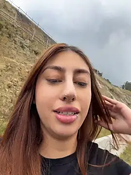 Sembang XXX Secara Langsung Sara_fun