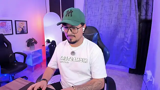 DaviidEvans_ Live XXX-Chat