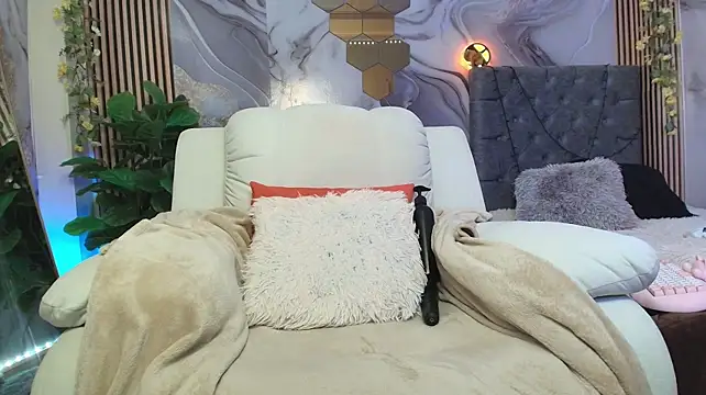 concubine Chat XXX in diretta