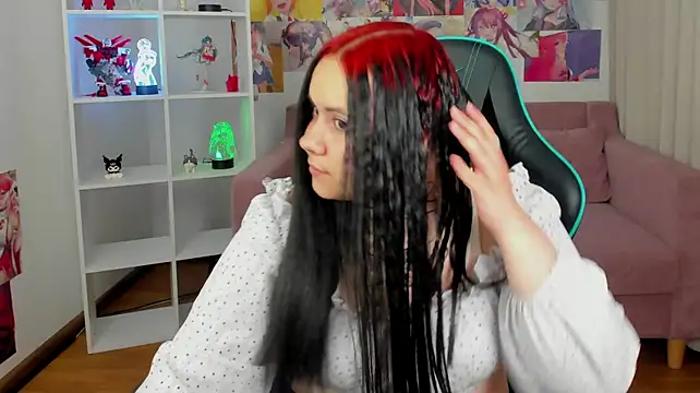 DaisyHarts Adlı Modelin Canlı XXX Sohbeti