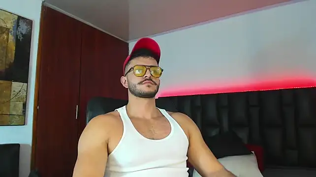 Marcus_lafourt: απευθείας συνομιλία ΧΧΧ