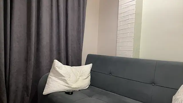 XXX chat uživo modela MarvinLur