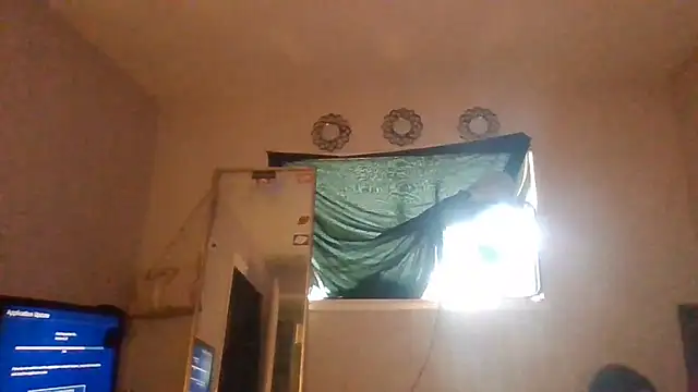Chat XXX en directo de 1n0nlythroat