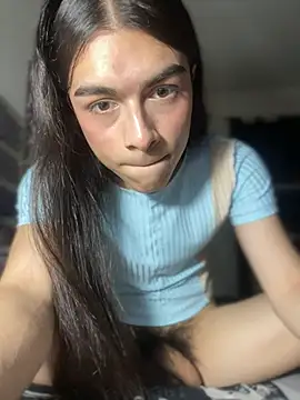 צ'אט XXX בשידור חי של valendoll