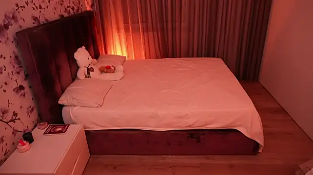 دردشة ChloeSpark الجنسية المباشرة