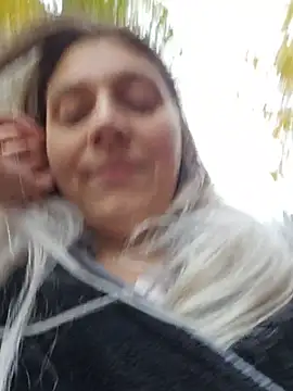 ScarletsWeb élő XXX-chatje