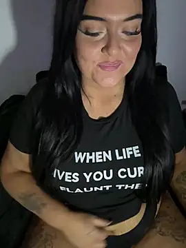Chat XXX ao vivo de Miss_CurvesXXX