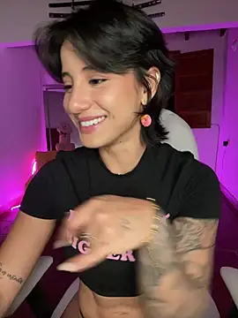Ale_Lewis Chat XXX in diretta
