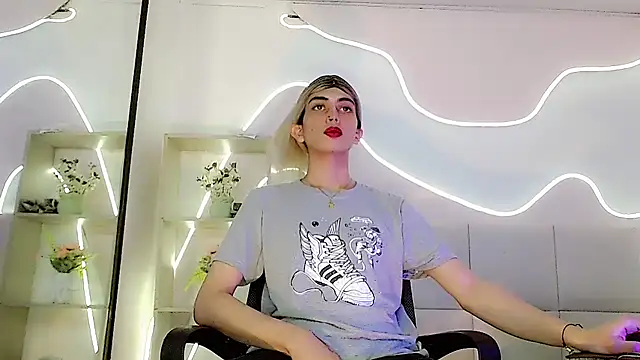 XXX chat uživo modela Daniela_Pink_