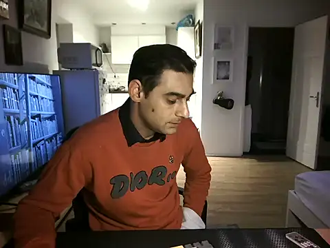 mihaimichaeln Live XXX chat