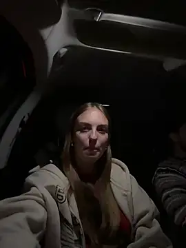 MrAndMrsSavage Adlı Modelin Canlı XXX Sohbeti