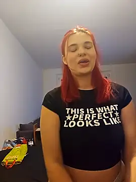 MaddieBaddieee live XXX chat