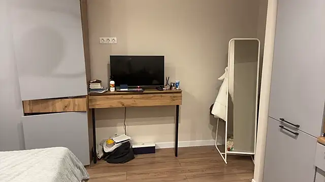 XXX chat uživo modela AnnaVelvetFire