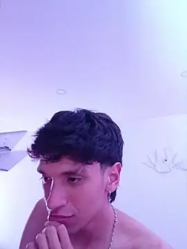 H3ll_B0Y_n Live XXX chat