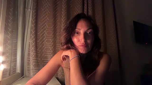 XXX chat uživo modela Erelvona