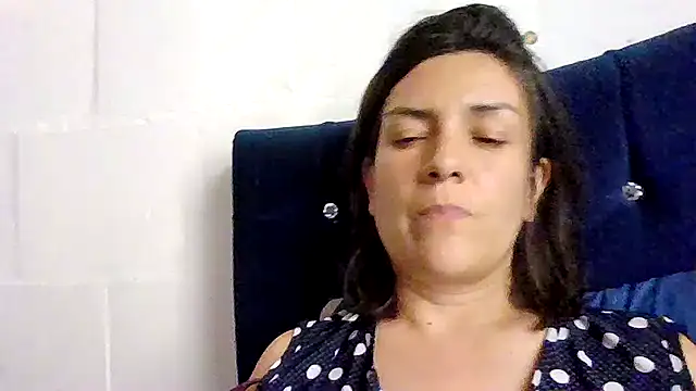 princessbella93's Live XXX Chat