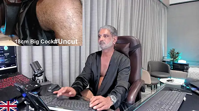 Živý XXX chat OnlineBossUK