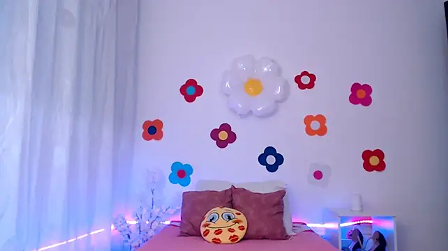 دردشة Sami-Queen الجنسية المباشرة