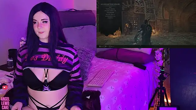 Chat +18 de Angel-Lewd-Cake ao vivo