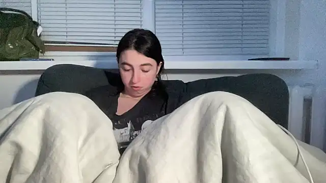 Aphr0ditee live XXX chat
