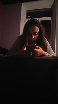 Karinaskyx 라이브 XXX 채팅