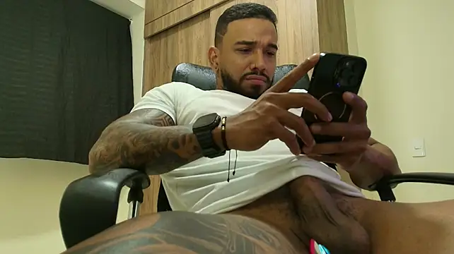 Chatroom XXX en direct de bruno_miller_
