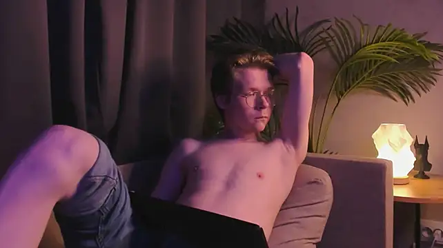 Živý XXX chat DanielSanders