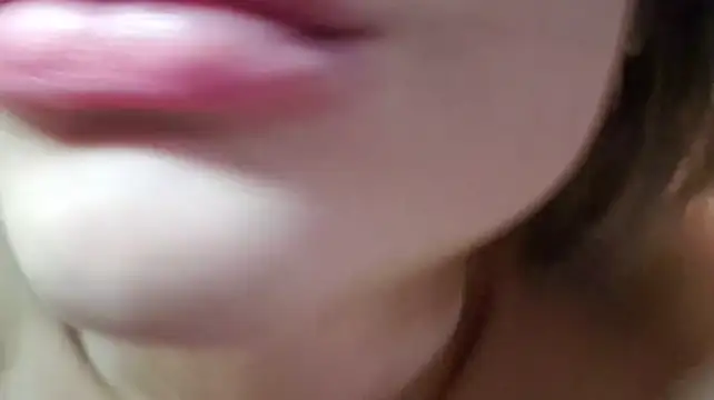 ExitedTroth Adlı Modelin Canlı XXX Sohbeti