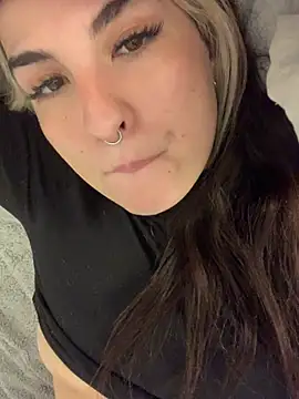 Czat XXX na żywo – latinbabygirl