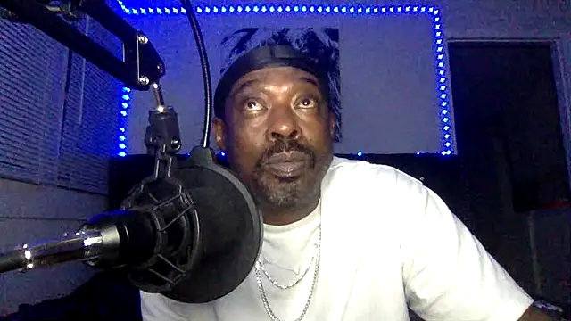 Czat XXX na żywo – BigDaddyDy