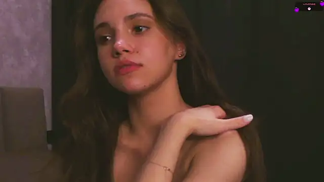HolySinner83 Live XXX-Chat
