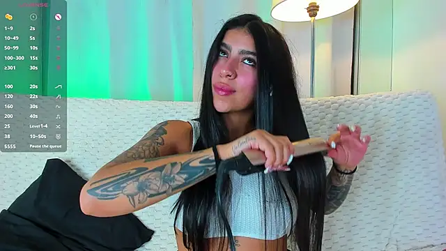 Little_sophie18 - Show Boobs