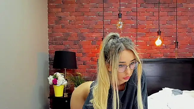 ChristynaRoss: απευθείας συνομιλία ΧΧΧ
