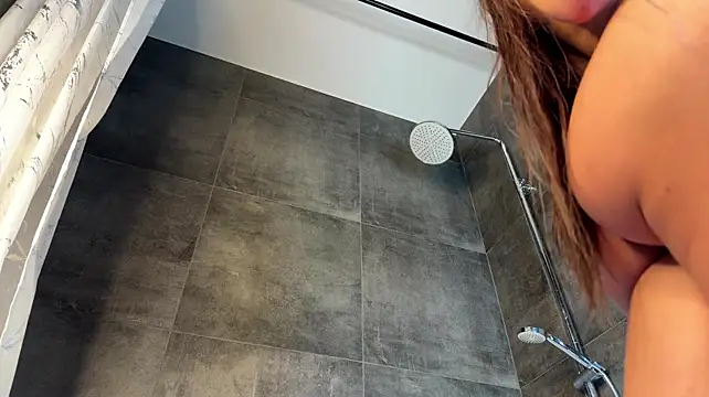 LunaHuurt Chat XXX in diretta
