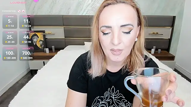 XXX chat uživo modela AnneRainn