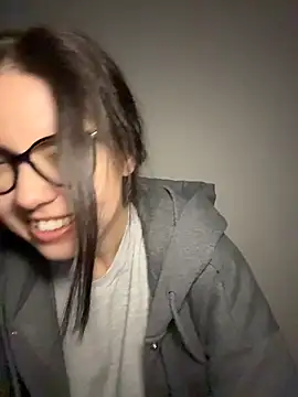 KaylaLewyss live XXX chat