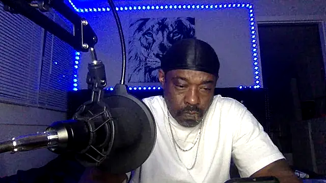 BigDaddyDy ল  াইভ XXX চ্যাট