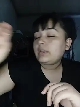 Luu_199 – Naživo XXX chat