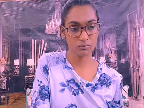 IndianRebel4u2Luv Adlı Modelin Canlı XXX Sohbeti
