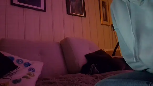 MyManCaven Webbikameraesitys