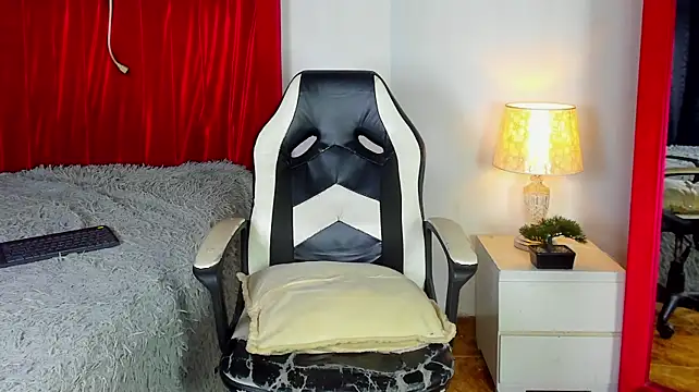 Lord__herakles XXX чат на живо