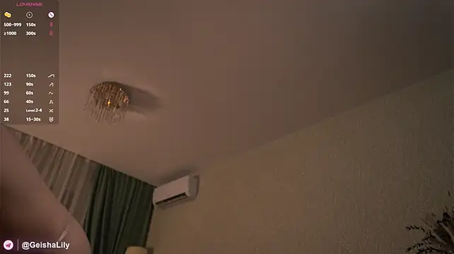 LoraDevonのライブXXXチャット