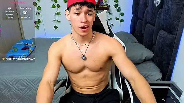 دردشة Luke_Muscle الجنسية المباشرة
