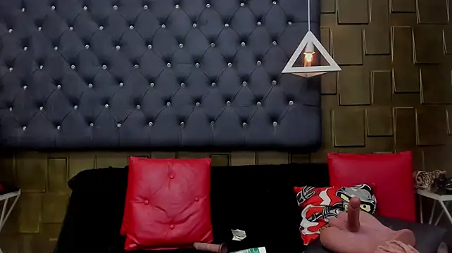 Chat +18 de AlliceJelany ao vivo