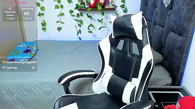 دردشة Luke_Muscle الجنسية المباشرة