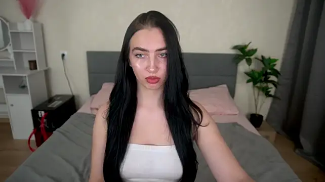 WildKittenX_'s Live XXX Chat